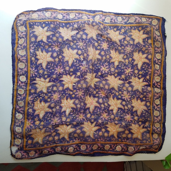 Vintage Silk Square Scarf - Picture 5 of 8